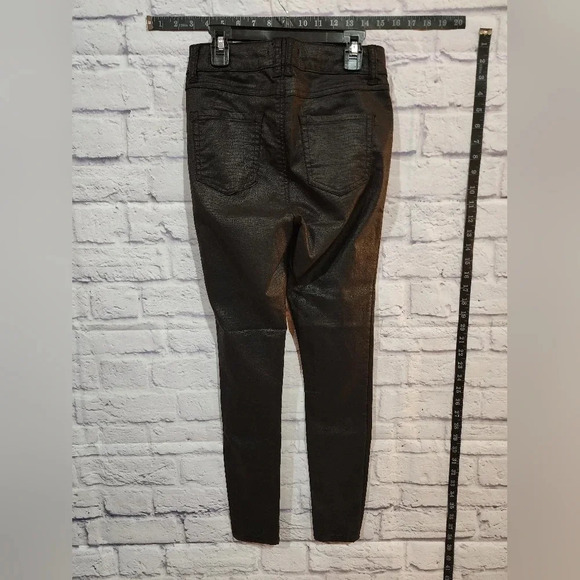 Signature Studio Black Faux Snake Skin Pants Stretch - size 4 - Picture 2 of 5